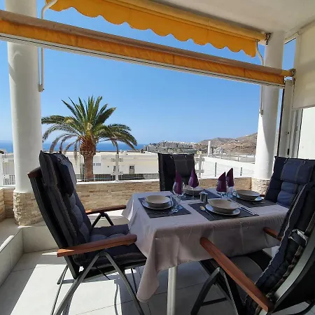 Elegant And Spacious With Sea Vieuw *